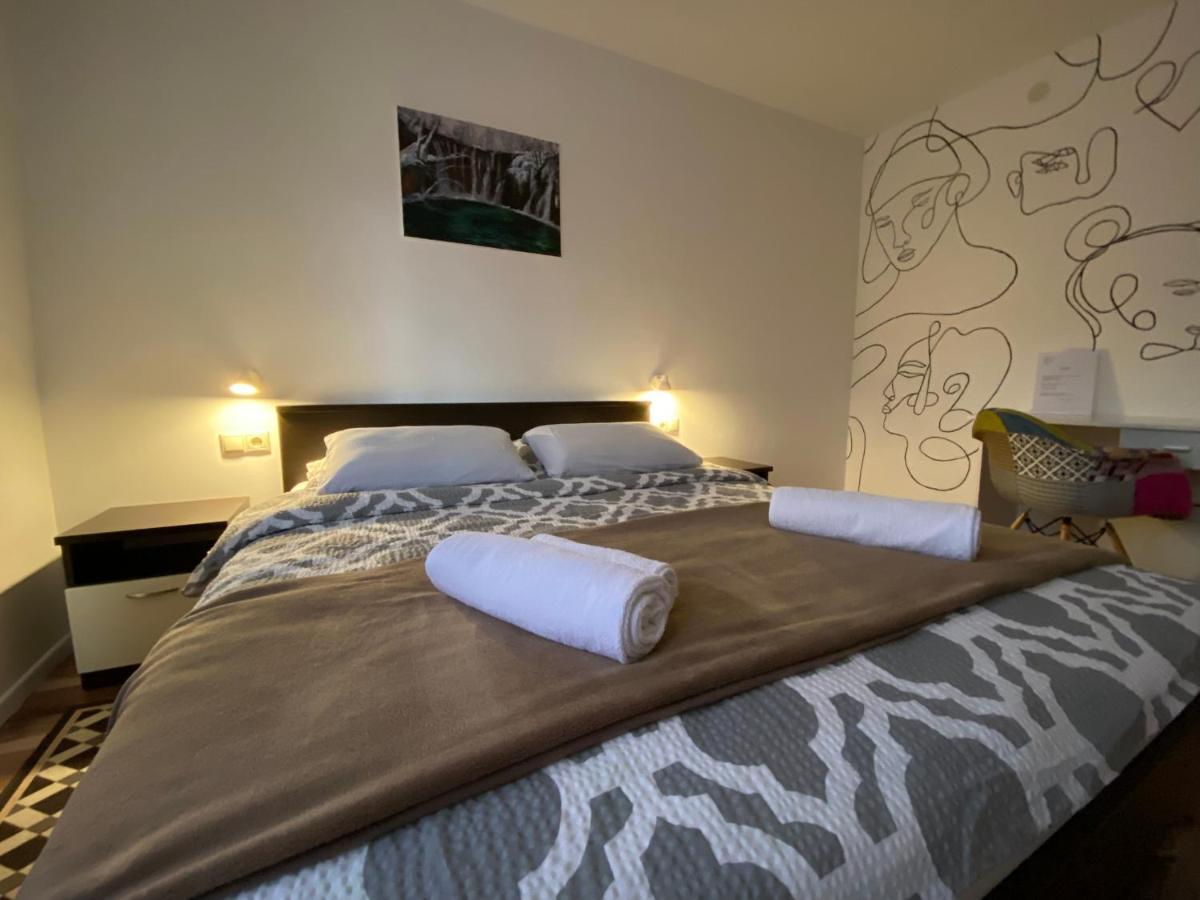 Apartment Liso Selište Drežničko Buitenkant foto